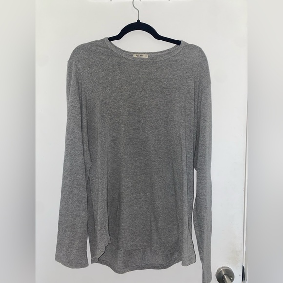 Heather Grey Pima Curved Hem Long-Sleeve Tee - Picture 1 of 3